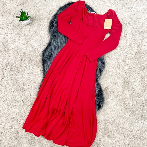 Reformation dress - Picture 7 of 8